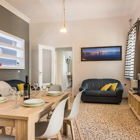 Geana Apartment *